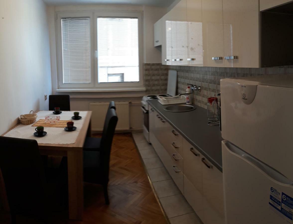 Apartment Ambrela 2 サラエヴォ エクステリア 写真